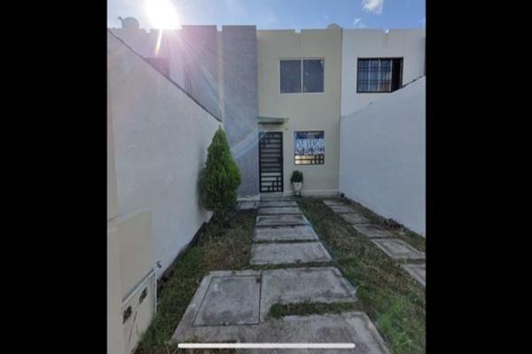 Foto de inmueble en Cto. Héroes de Irapuato #137Int. A, Col. San Carlos La Rocha C.P. 37672, León