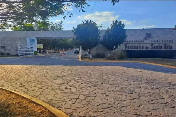 Foto de inmueble en Sin nombre de calle, Col. Santa Rita C.P. 37450, León