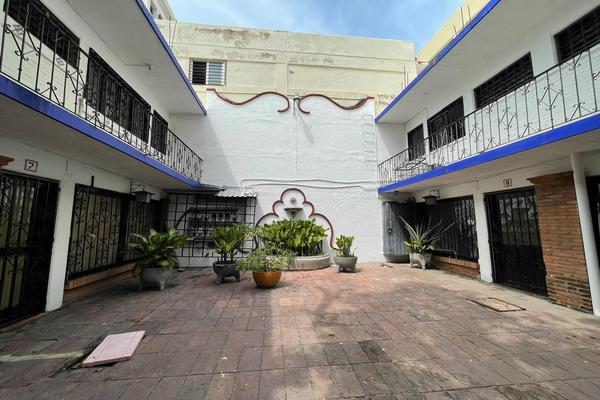 Foto de inmueble en Hidalgo 20 Colonia Centro #20, Col. Acapulco de Juárez Centro C.P. 39300, Acapulco de Juárez