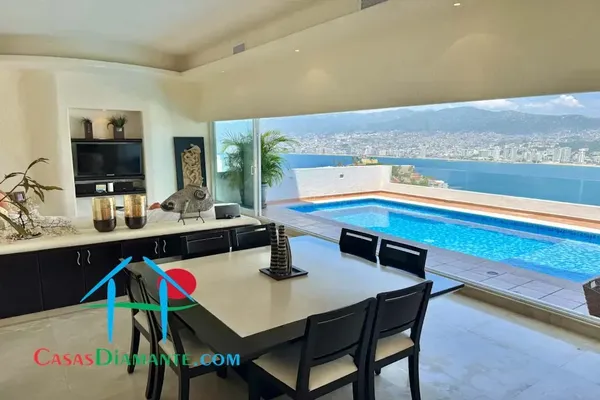 Foto de inmueble en Condominio Brisas Diamante #1, Col. Brisas Diamante C.P. 39867, Acapulco de Juárez