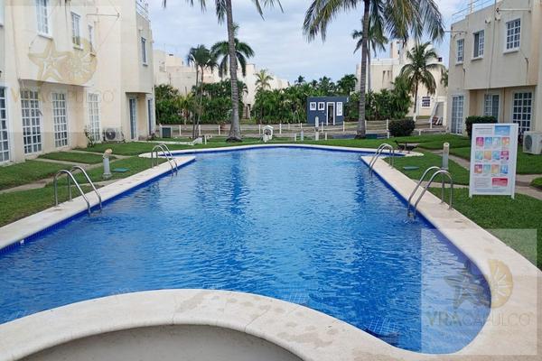 Foto de inmueble en Puente del mar  Cristal II, Col. Puente del Mar C.P. 39893, Acapulco de Juárez