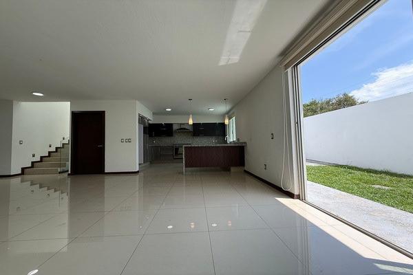 Foto de inmueble en Circuito Aconcagua, Col. Bosques de Santa Anita C.P. 45645, Tlajomulco de Zúñiga