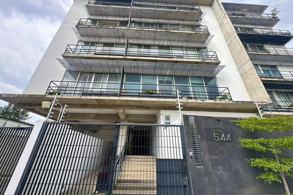Foto de inmueble en Av. Las Rosas, Col. Chapalita C.P. 44500, Guadalajara