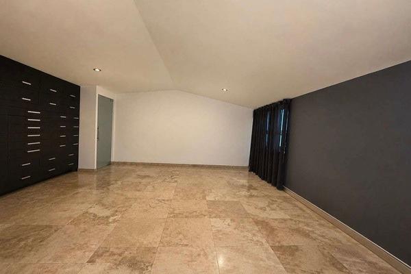 Foto de inmueble en LAS ROSAS, Col. Chapalita C.P. 44500, Guadalajara