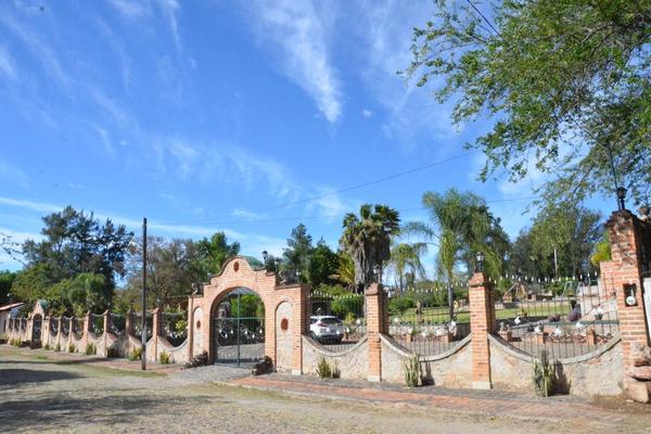 Foto de inmueble en Paseo del Limón #7, Col. El Arenal C.P. 45350, El Arenal