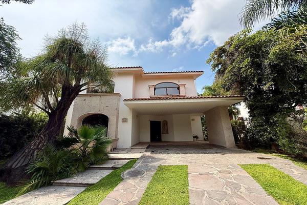 Foto de inmueble en Av. Camino Real a Colima, Col. Hacienda Real C.P. 45640, Tlajomulco de Zúñiga