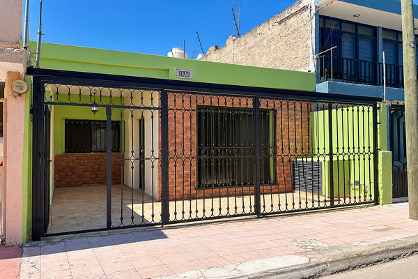 Foto de inmueble en Rogelio Bacon, Col. Independencia C.P. 44290, Guadalajara