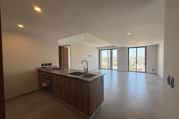 Foto de inmueble en Av. Guadalupe, Col. Jardines de Guadalupe C.P. 45030, Zapopan