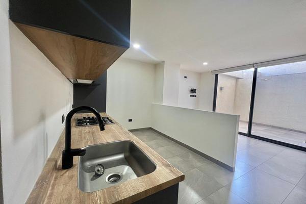 Foto de inmueble en Av Aviacion, Col. La Mojonera C.P. 45019, Zapopan