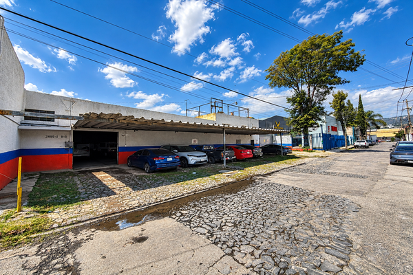 Foto de inmueble en Agua Azul, Col. La Palmira C.P. 45234, Zapopan