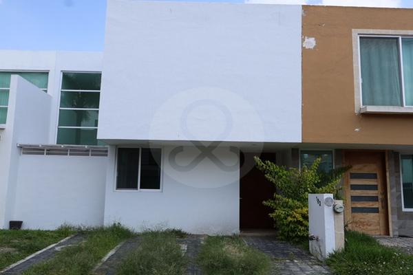 Foto de inmueble en CALLE ALBACETA 100 , Col. La Teja C.P. 45640, Tlajomulco de Zúñiga
