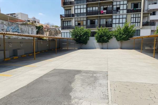 Foto de inmueble en Av hidalgo, Col. Ladrón de Guevara C.P. 44600, Guadalajara