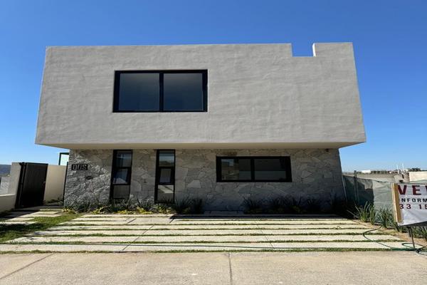 Foto de inmueble en Coto Acacia, Col. Periquera C.P. 45134, Zapopan
