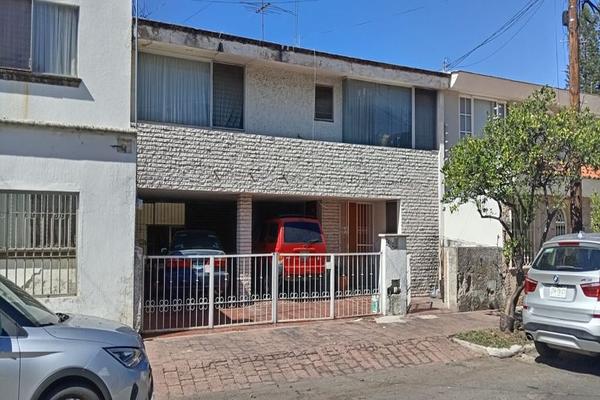 Foto de inmueble en Valparaíso  #2612, Col. Providencia 1a Secc C.P. 44630, Guadalajara