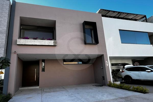 Foto de inmueble en Av. Alameda, Col. Punto Sur C.P. 45645, Tlajomulco de Zúñiga