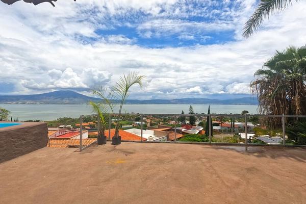 Foto de inmueble en Bjorng Borg #28, Col. San Juan Cosala C.P. 45820, Jocotepec