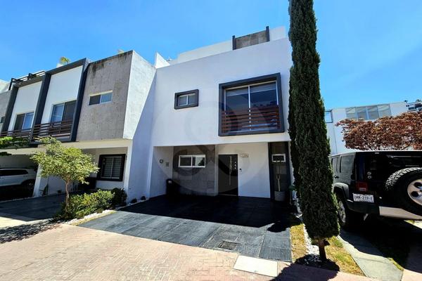 Foto de inmueble en Trento Residencial, Col. Santa Ana Tepetitlán C.P. 45230, Zapopan