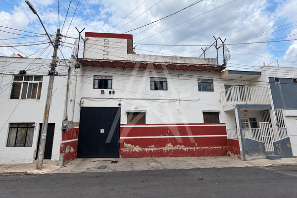 Foto de inmueble en , Col. Santa Elena de La Cruz C.P. 44230, Guadalajara