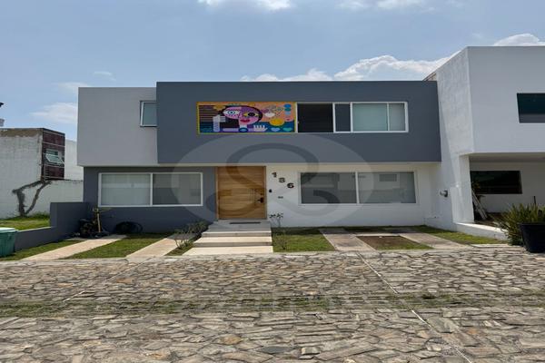 Foto de inmueble en Anochecer, Col. Sendero las Moras C.P. 45645, Tlajomulco de Zúñiga