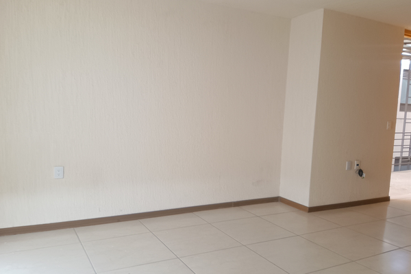 Foto de inmueble en Fracc. Terrasolare, Col. Urbi Quinta Montecarlo C.P. 45410, Tonalá