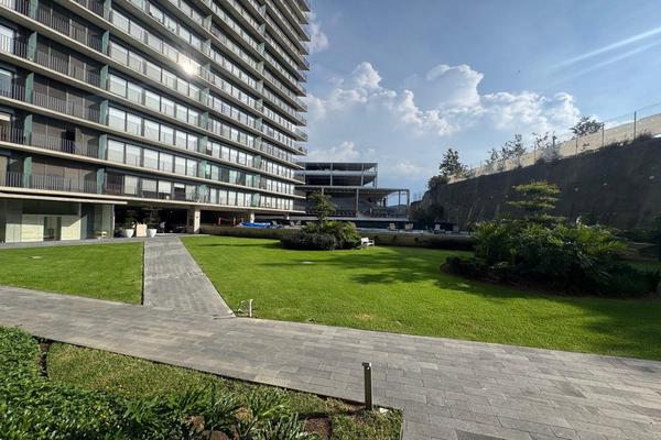 Foto de inmueble en Anillo Periférico Norte Manuel Gómez Morín #1066, Col. Valle Real C.P. 45019, Zapopan