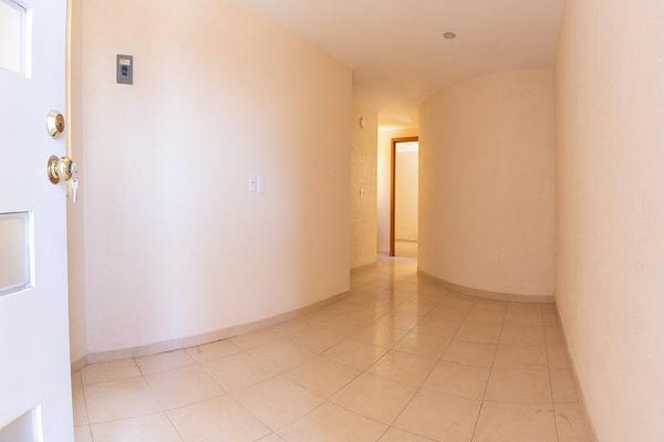 Foto de inmueble en Cerrada Patriotismo, Col. Santa Ana Tlaltepan C.P. 54870, Cuautitlán