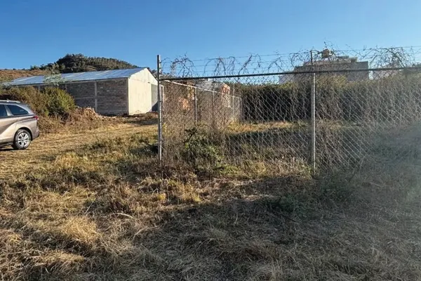 Foto de inmueble en Sin nombre de calle, Col. Valle de Mil Cumbres C.P. 58254, Morelia