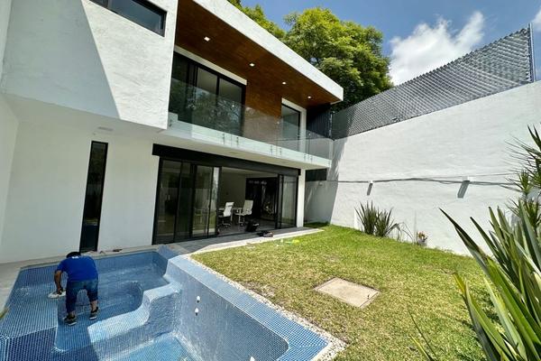 Foto de inmueble en Privada de ajusco 11a, buena vista, Col. Bellavista C.P. 62140, Cuernavaca