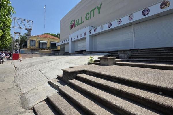 Foto de inmueble en Av Morelos, Centro, Col. Cuernavaca Centro C.P. 62000, Cuernavaca