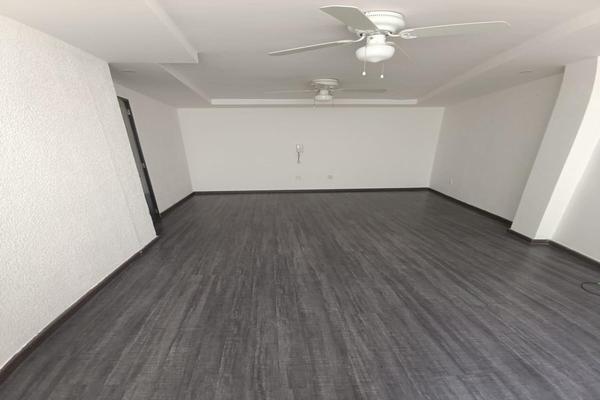 Foto de inmueble en Boulevard Benito Juarez #60, Col. Las Palmas C.P. 62050, Cuernavaca