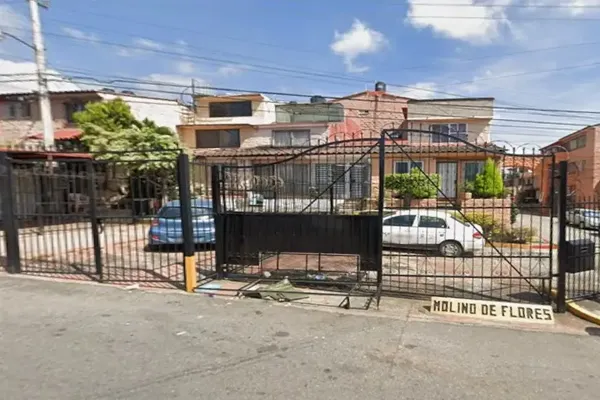 Foto de inmueble en MOLINO DE FLORES #34, Col. Lomas de Ahuatlán C.P. 62130, Cuernavaca
