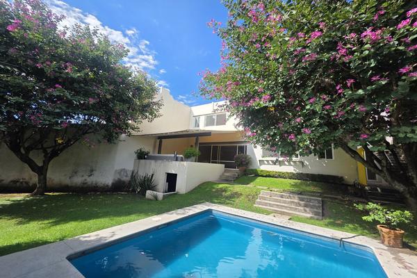 Foto de inmueble en Manantiales 66, Col. Manantiales C.P. 62450, Cuernavaca