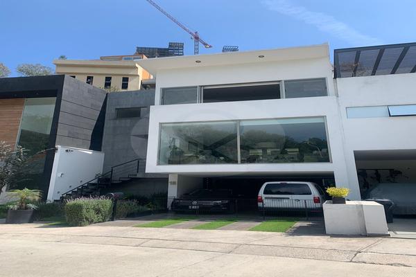 Foto de inmueble en Privada del Murmullo 18, Col. Bosque Real C.P. 52774, Huixquilucan