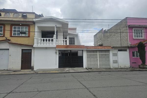 Foto de inmueble en Avenida Santa Elena #114, Col. Rincón de San Lorenzo C.P. 50017, Toluca