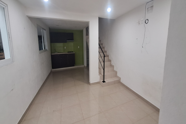 Foto de inmueble en Nicolás Bravo 1237-1. San Miguel Totocuitlapilco , Metepec, Estado de México, Col. San Miguel Totocuitlapilco C.P. 52143, Metepec