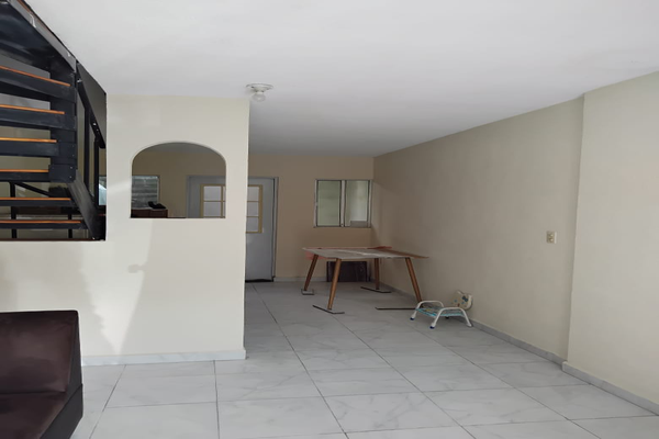 Foto de inmueble en Priv. Cádiz Mz 20 Lt 04 casa 30, Fraccionamiento Villa del Real, Tecámac, EDOMEX, C.P. 55749, Col. Villa del Real C.P. 55749, Tecámac