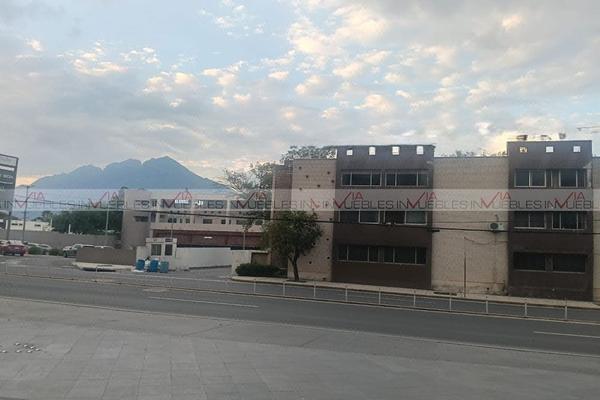 Foto de inmueble en Del Valle, Col. Del Valle C.P. 66220, San Pedro Garza García