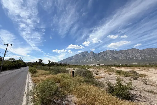 Foto de inmueble en Sin nombre de calle, Col. García Centro C.P. 66000, García