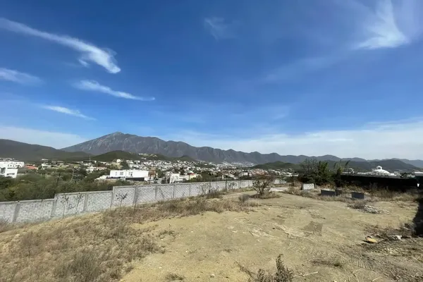Foto de inmueble en Sin nombre de calle, Col. Hacienda Los Encinos C.P. 64989, Monterrey