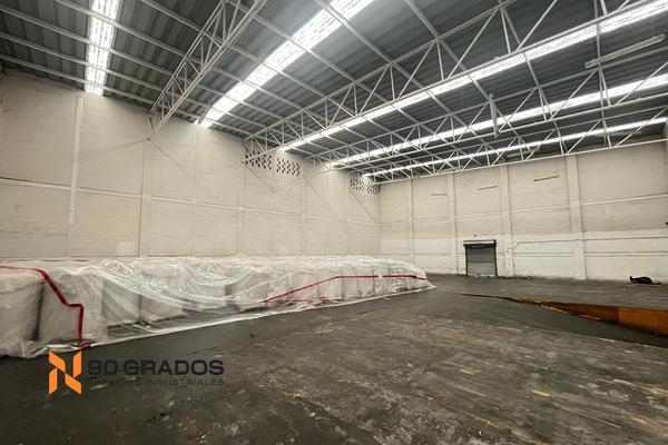 Foto de inmueble en Bodega EN Renta EN Santa Catarina, Col. La Fama C.P. 66100, Santa Catarina