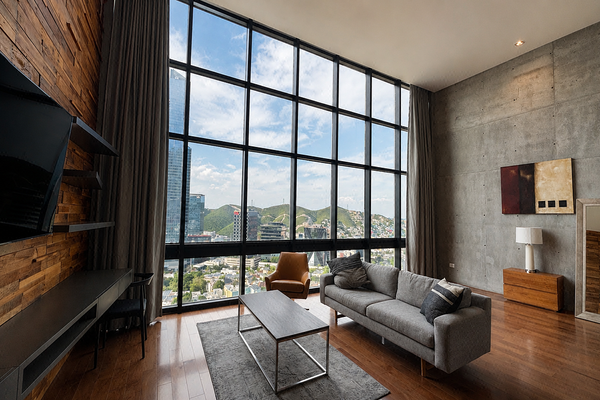 Foto de inmueble en Callejon de las Privanzas, Col. Las Alondras C.P. 66297, San Pedro Garza García