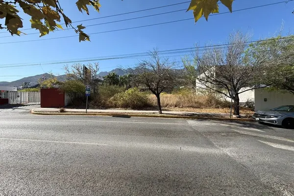 Foto de inmueble en Alfonso Reyes, Col. San Patricio 1 Sector C.P. 66270, San Pedro Garza García