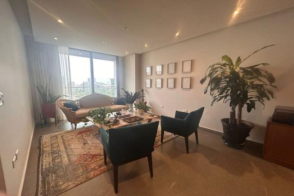 Foto de inmueble en Boulevard Díaz Ordaz Torre Bakara, Col. Colinas del Valle C.P. 64650, Monterrey