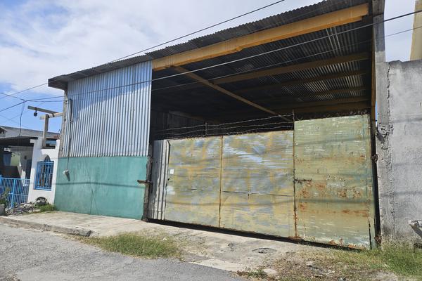 Foto de inmueble en Miramar, Veteranos, Cadereyta Jiménez, Nuevo León, Col. Nueva Cadereyta C.P. 67483, Cadereyta Jiménez