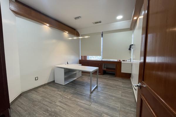 Foto de inmueble en Centro medico Hidalgo , Col. Obispado C.P. 64060, Monterrey