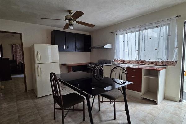 Foto de inmueble en calle, Col. Residencial La Española C.P. 64820, Monterrey
