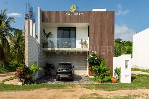 Foto de inmueble en Marlin, Col. Bajos de Chila C.P. 71996, San Pedro Mixtepec -Dto. 22 -