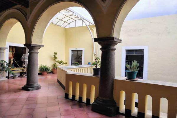 Foto de inmueble en Despacho en Renta en la Avenida 5 Poniente 134, Centro Histórico de Puebla #134, Col. Centro C.P. 72000, Puebla