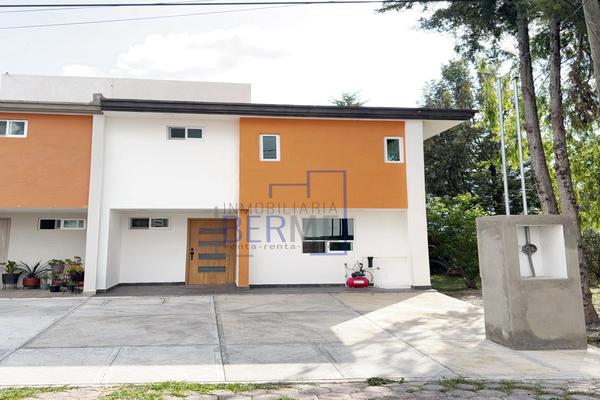 Foto de inmueble en ¡estrena Casa CON Jardín EN Boulevard Carmelitas, Puebla!, Col. Ex-Hacienda Mayorazgo C.P. 72480, Puebla