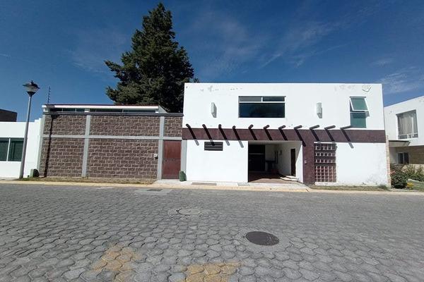 Foto de inmueble en Avenida fuentes del molino, Col. Fuentes del Molino Sección Arboledas C.P. 72700, Cuautlancingo